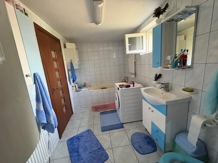 Casă individuală cu 5 camere cu Canalizare în Ciorogârla