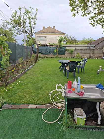 Casă cu 4 camere cu Teren 300 Mp în Exterior Vest
