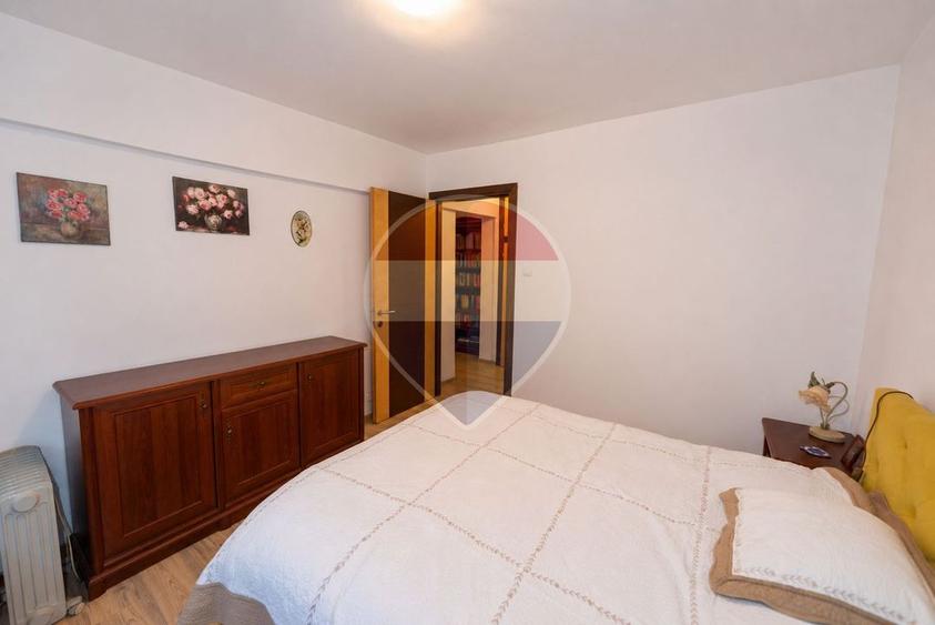 Apartament cu 2 camere semidecomandat, mobilat în Panduri
