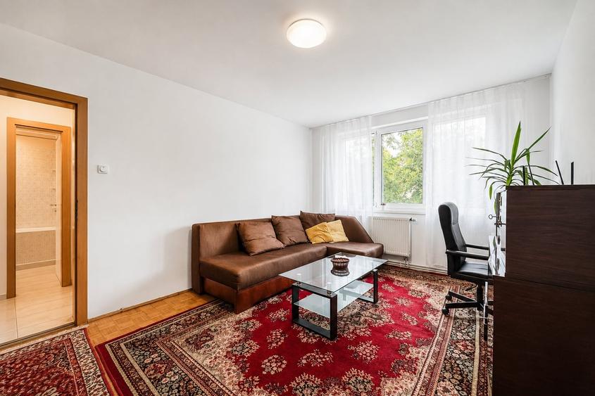 Apartament cu 2 camere semidecomandat, mobilat în Gheorgheni