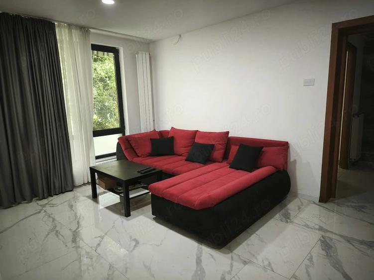 Apartament cu 2 camere semidecomandat în Brazda lui Novac