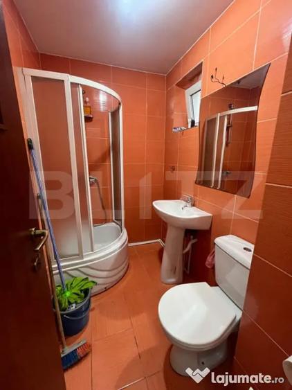 Apartament cu 2 camere semidecomandat în Central