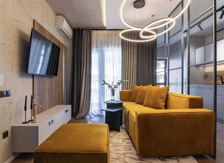 Apartament cu 2 camere decomandat, mobilat în Central