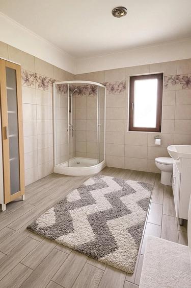 Casă cu 4 camere cu Teren 1500 Mp în Filipești