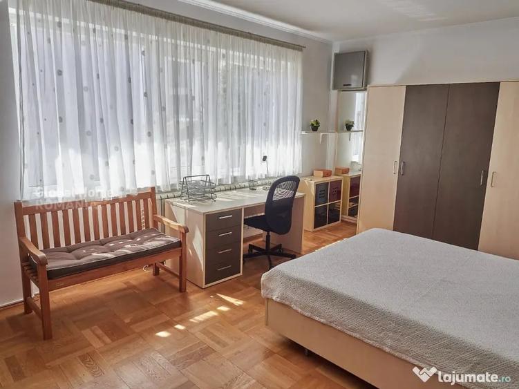 Casă cu 6 camere cu Teren 390 Mp în Bucureștii Noi