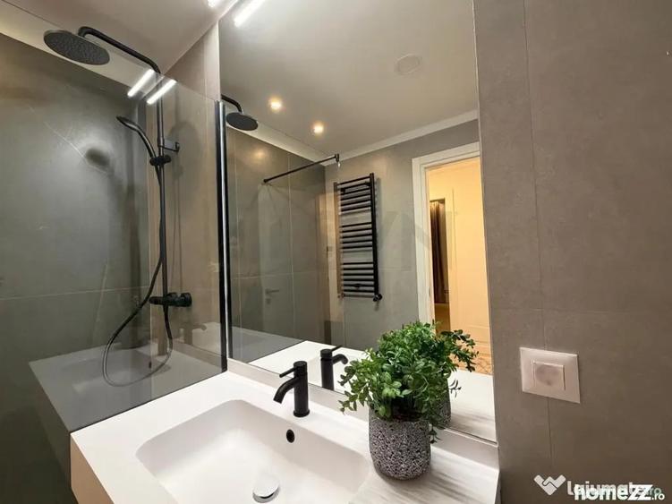 Apartament cu 2 camere decomandat, mobilat în Sud