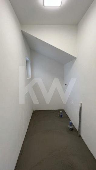 Apartament cu 3 camere semidecomandat în Mihai Viteazul