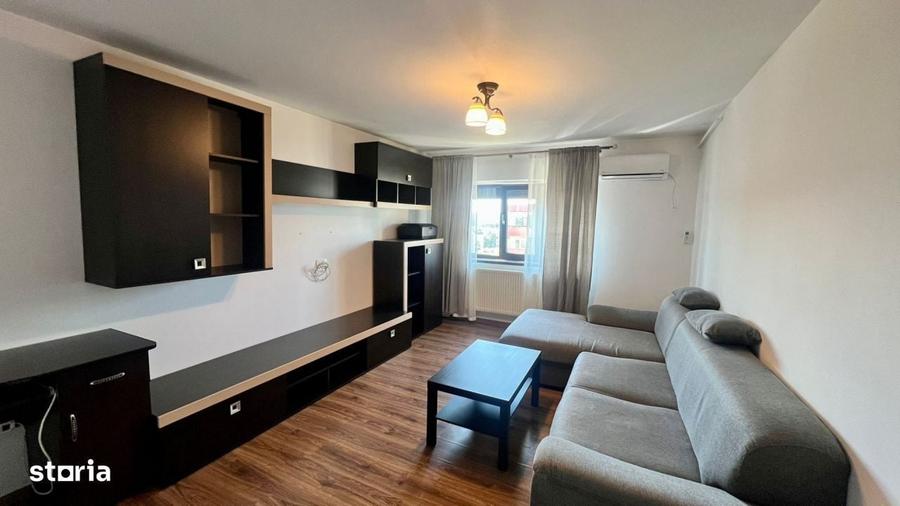 Apartament cu 3 camere decomandat în Găvana