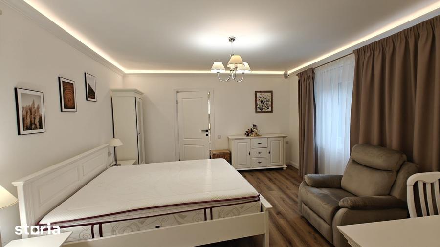 Casă cu 3 camere cu Teren 200 Mp în Gruia