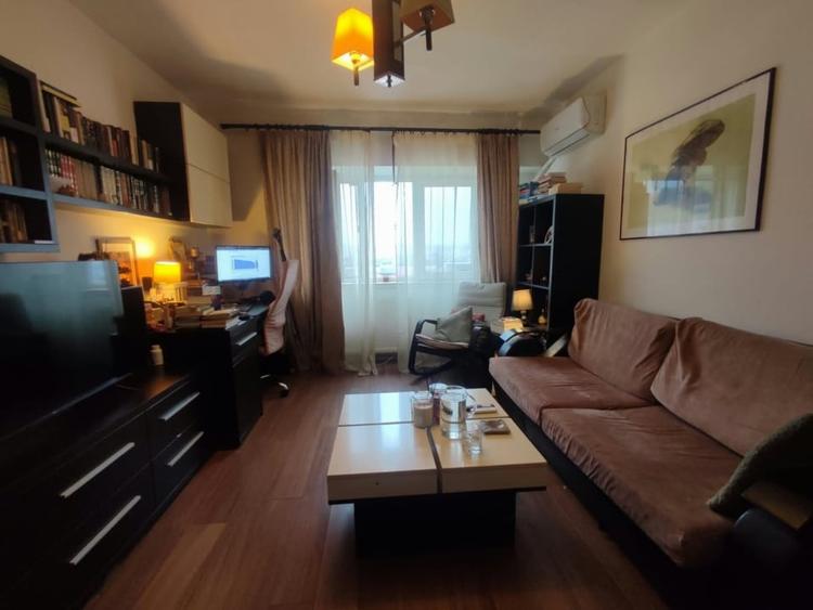Apartament cu 3 camere decomandat, mobilat în Frumoasa