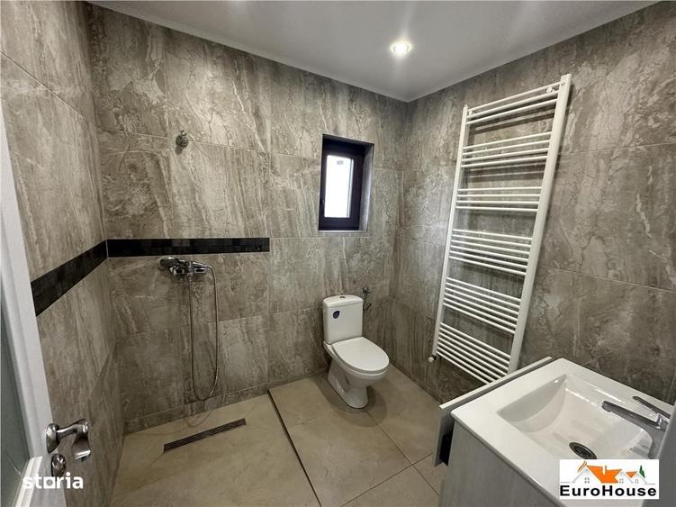 Casă cu 3 camere în Central
