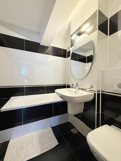 Apartament cu 3 camere decomandat în Faleza Nord