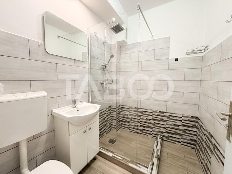 Apartament cu 3 camere decomandat, mobilat în Horea