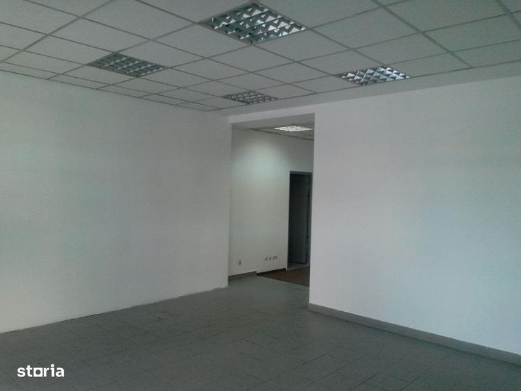 Spațiu comercial, de 130 mp, în P-ța Gorjului