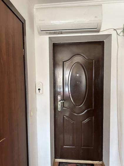 Apartament cu 2 camere semidecomandat în Cantemir
