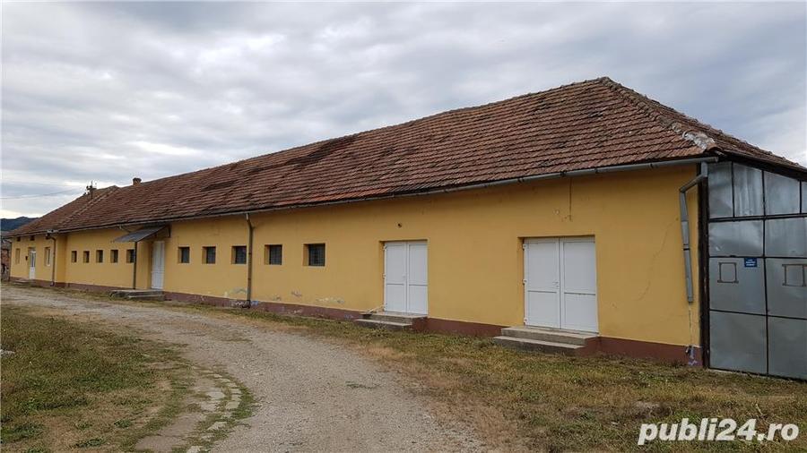 Spațiu comercial, de 600 mp, în Rișca