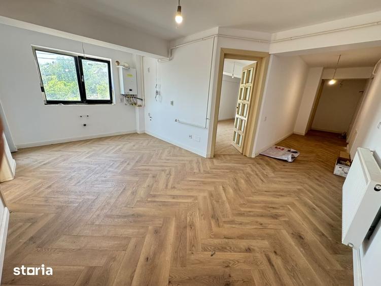 Apartament cu 3 camere decomandat în Central