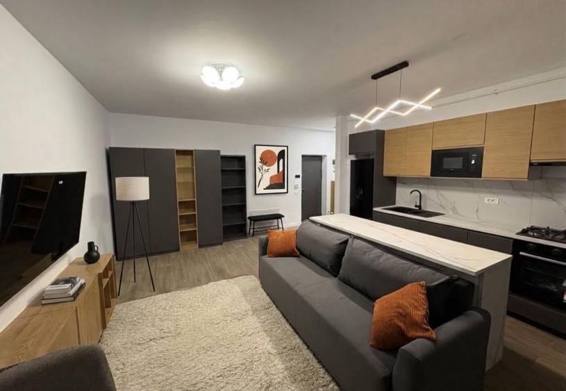 Apartament cu 2 camere semidecomandat în Berceni