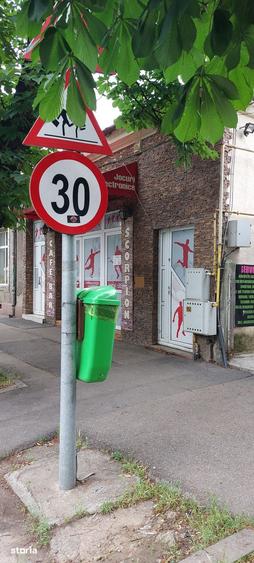 Spațiu comercial, de 140 mp, în Central