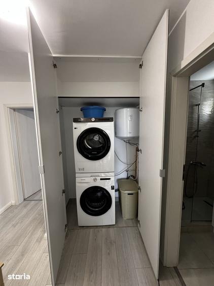 Apartament cu 3 camere decomandat în Tei
