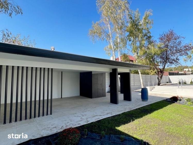 Casă cu 8 camere cu Teren 1030 Mp în Ciolpani