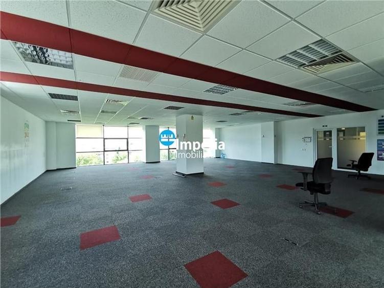 Birou, de 750 mp, în Tătărași