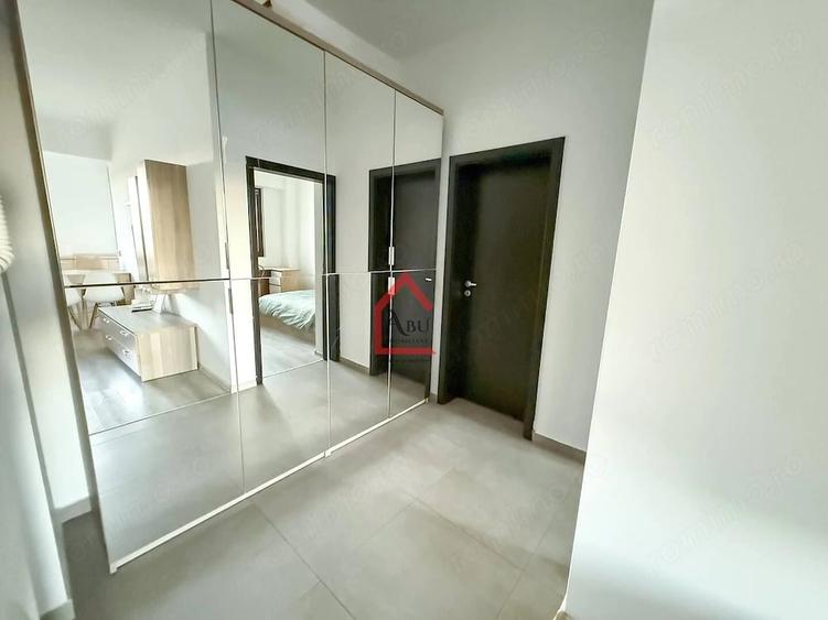 Apartament cu 2 camere semidecomandat în Filiași
