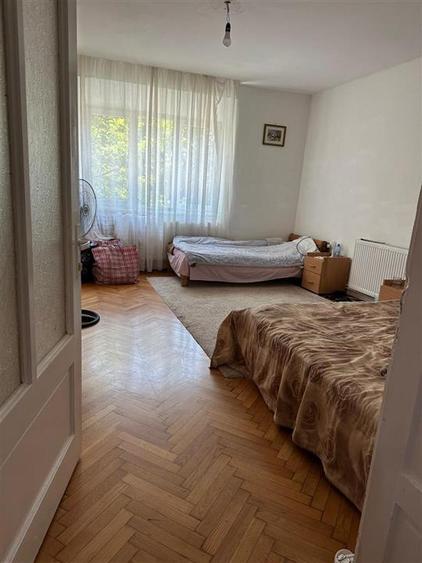 Duplex cu 3 camere cu Teren 500 Mp în Central