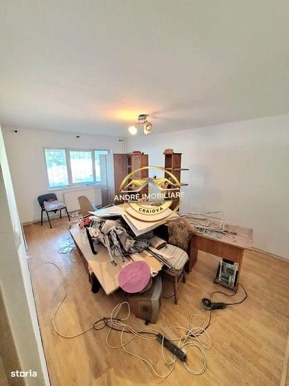 Apartament cu 2 camere decomandat în Rovine