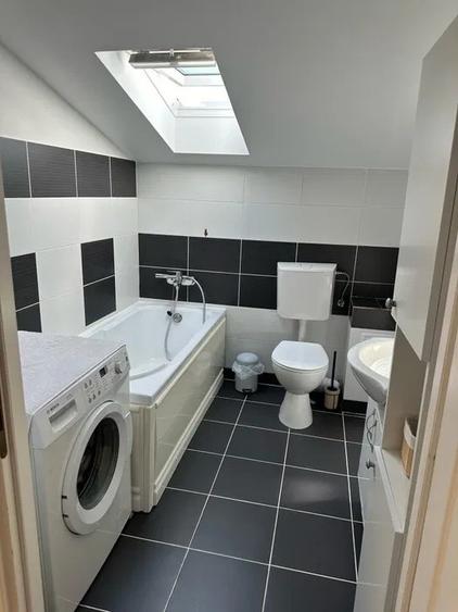 Apartament cu 2 camere semidecomandat, mobilat în Bună Ziua