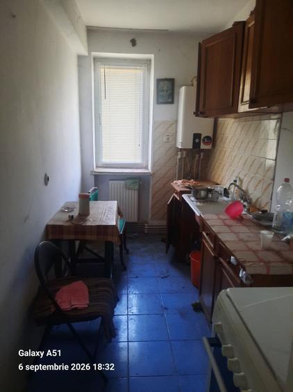 Apartament cu 2 camere semidecomandat în Jilava