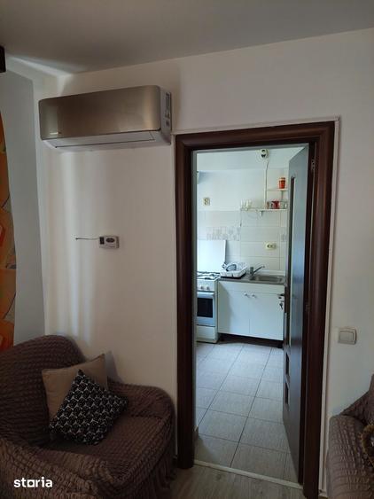 Studio 48 mp Ghencea Ghindari sector 5 Liber Parter - 12
