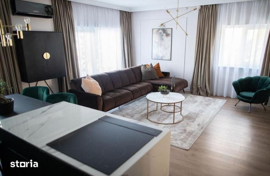 Casă cu 10 camere cu Teren 325 Mp în Ciupercenii Noi