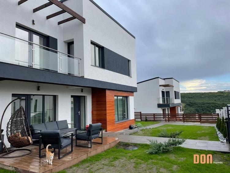 Casă cu 4 camere în Păcurari