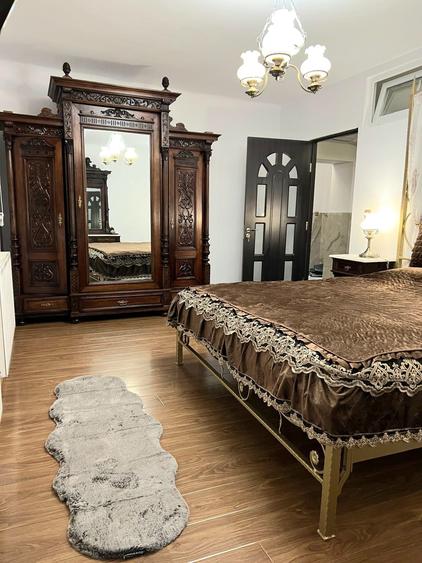 Apartament cu 3 camere decomandat în Centrul Istoric