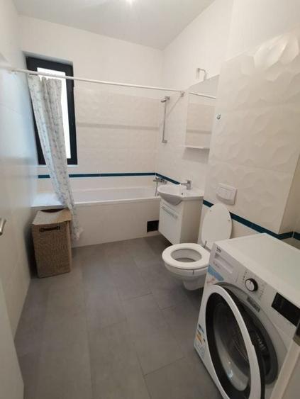 Apartament cu 2 camere semidecomandat, mobilat în Giroc