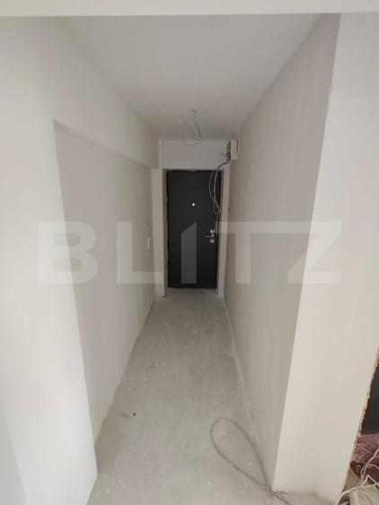 Apartament cu 4 camere decomandat, mobilat în Central