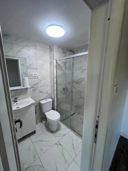 Casă cu Teren 573 Mp în Câmpenești