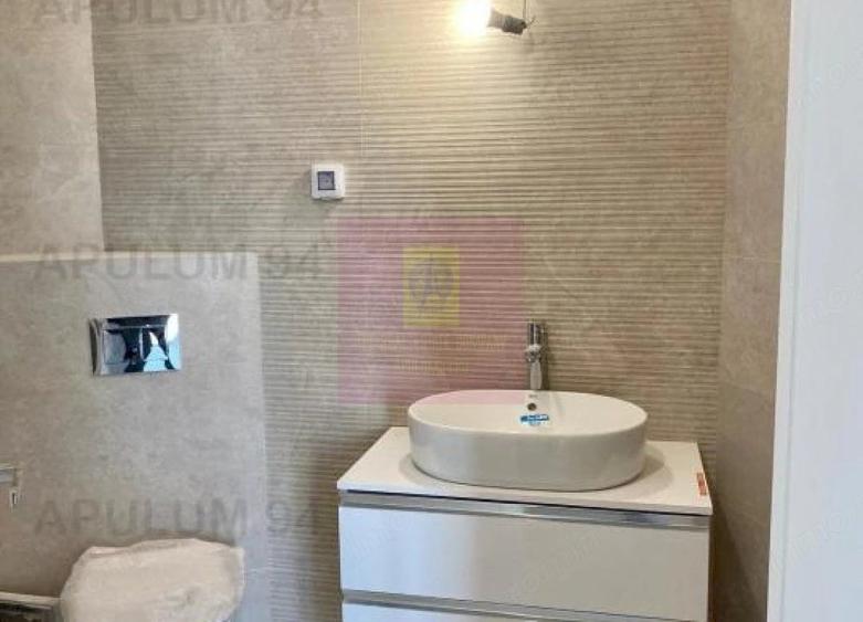 Apartament cu 3 camere decomandat în Armeneasca