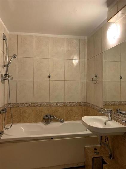 Apartament cu 3 camere decomandat, mobilat în Zorilor
