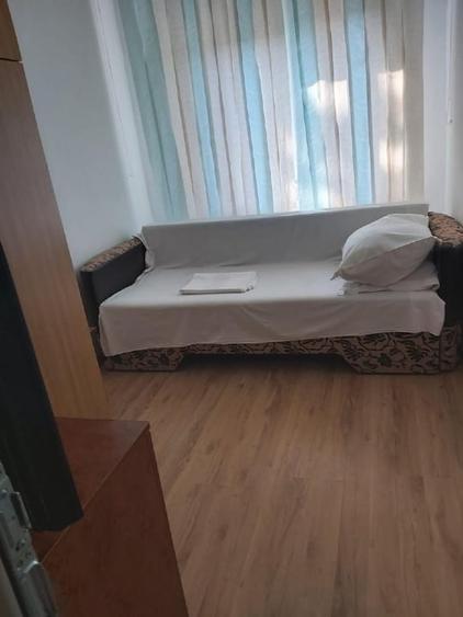 Apartament cu 3 camere decomandat, mobilat în Tomis Nord