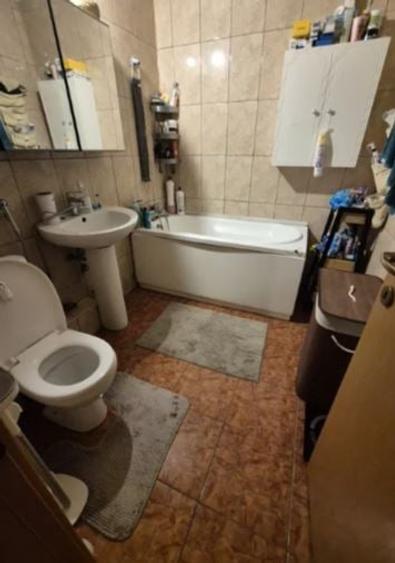Apartament cu 2 camere decomandat în Iancului