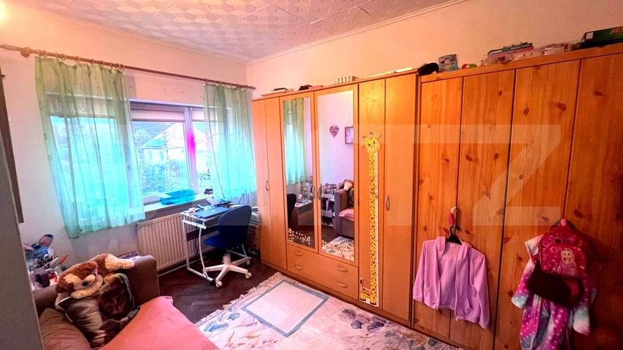 Casă individuală cu 4 camere cu Canalizare în Hipodrom 1