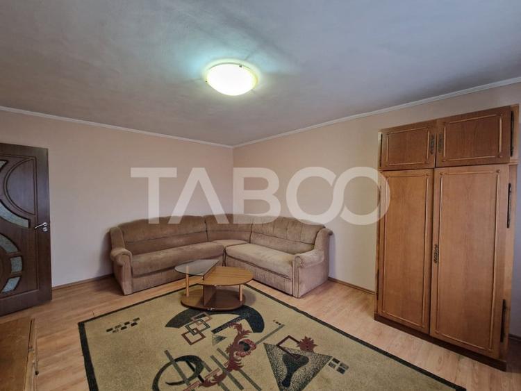 Apartament decomandat 3 camere 74 mpu 2 balcoane lift Terezian Sibiu - 1