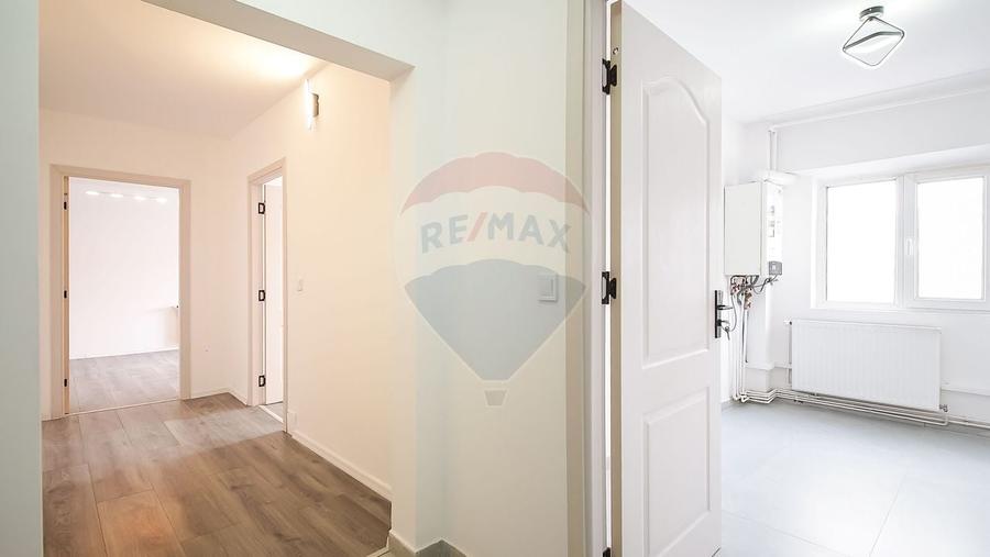 Apartament cu 2 camere decomandat în Județean