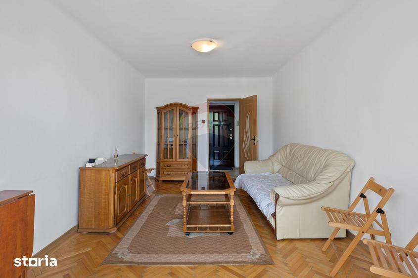 Apartament cu 2 camere decomandat, mobilat în Podgoria