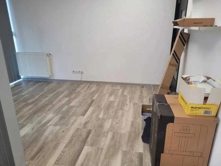 Apartament cu 3 camere decomandat în Tudor