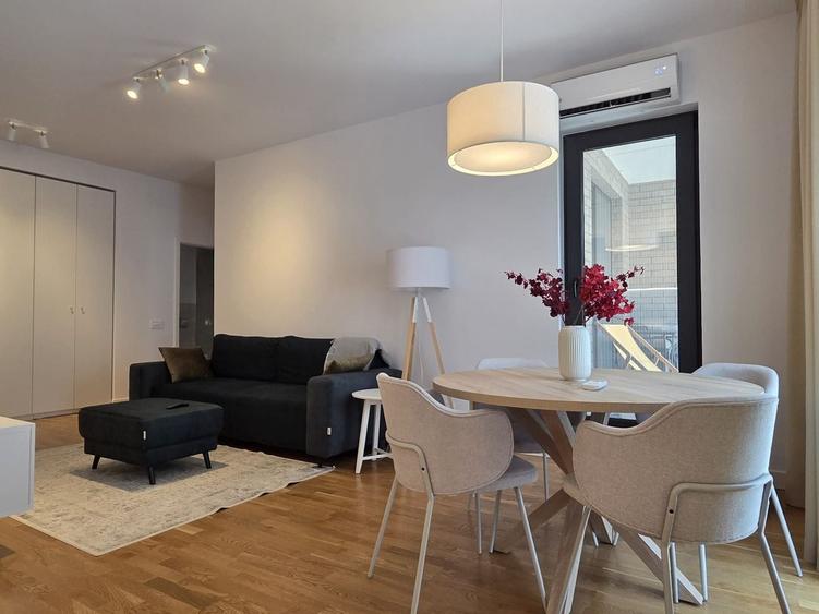 Apartament cu 2 camere decomandat, mobilat în Pipera