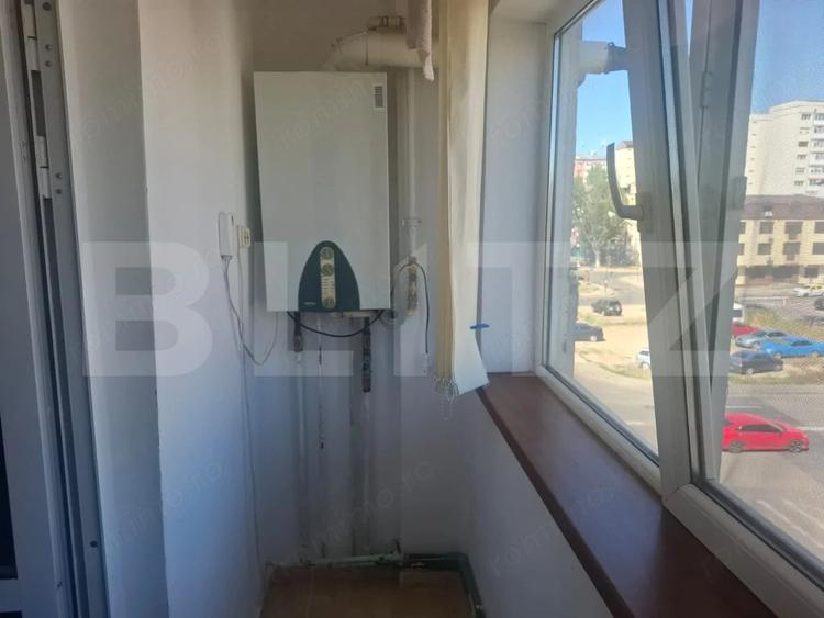Apartament cu 3 camere decomandat, mobilat în Central