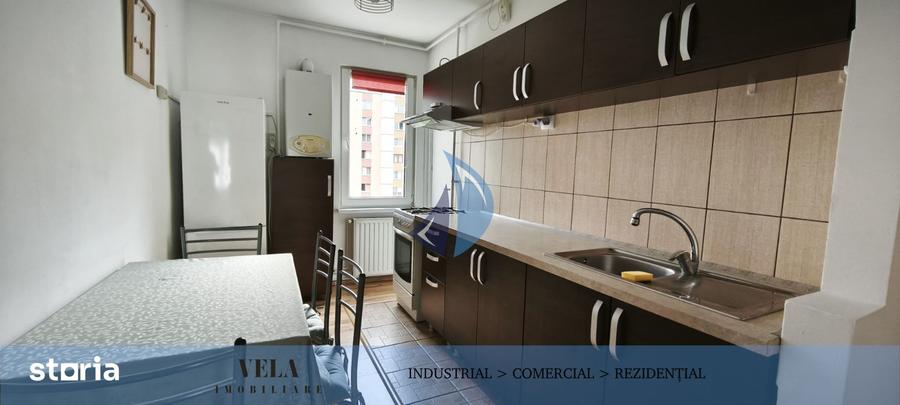 Apartament cu 3 camere decomandat în Tudor